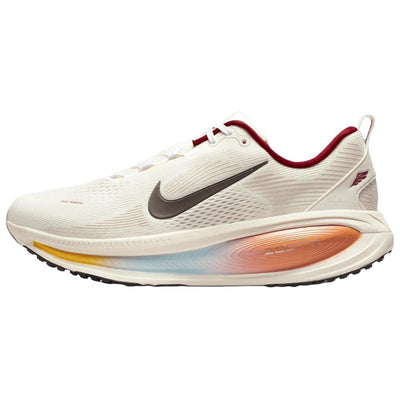 ナイキ ボメロ Nike Vomero 18 "Year of the Horse" IQ1131-120