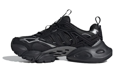 アディダス adidas XLG Runner Deluxe "Black" IH0070