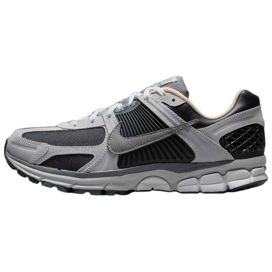 ナイキ ボメロ Nike Zoom Vomero 5 "Dark Smoke Grey" HV5982-001