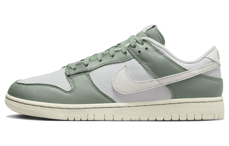 ナイキ ダンク Nike Dunk Low PRM "Mica Green" DV7212-300