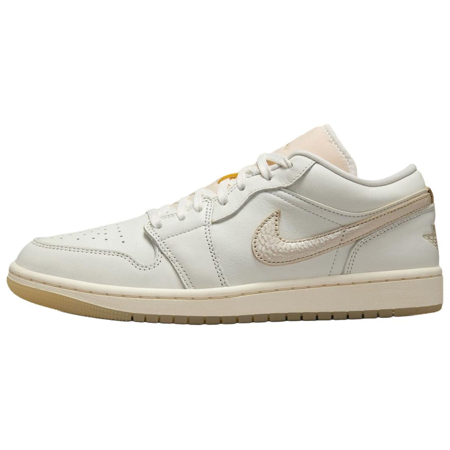 エアジョーダン1 Nike Women's Air Jordan 1 Low "Sail/Pale Ivory/Team Gold" HV5157-100