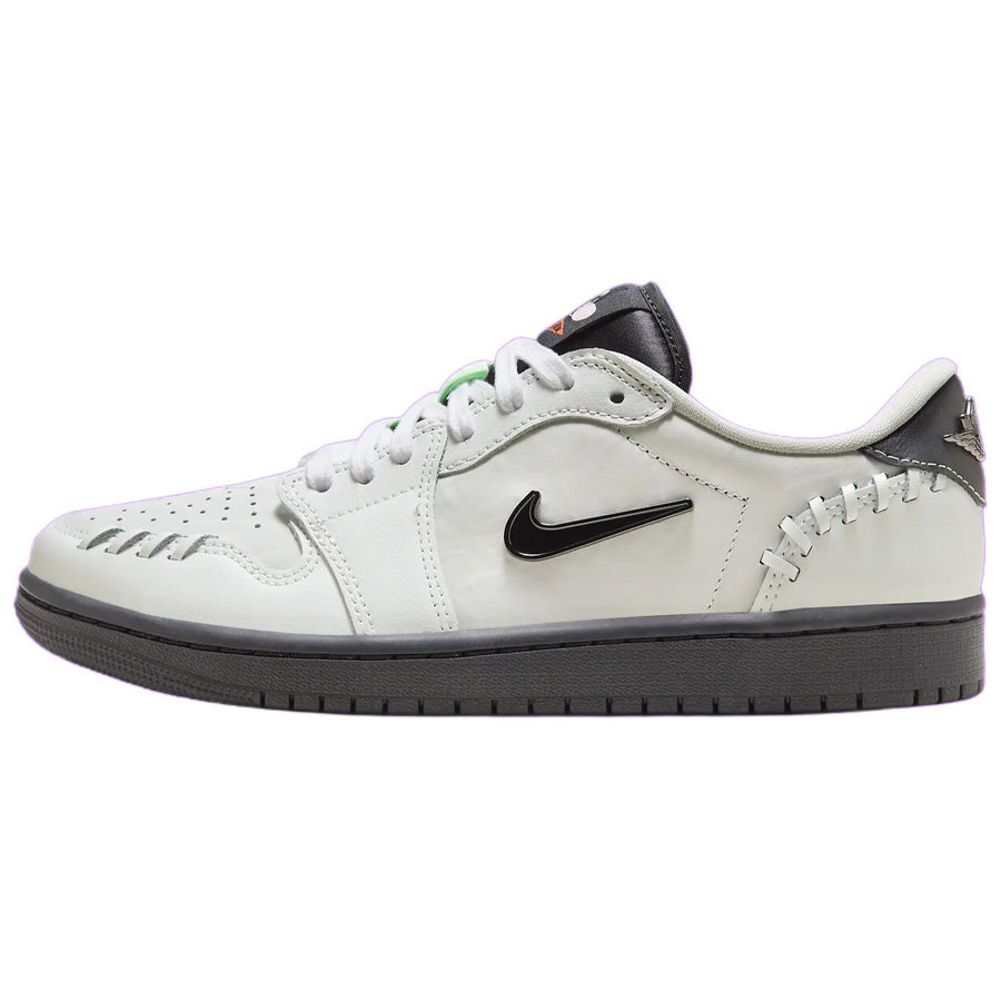 エアジョーダン1 Nike Women's Air Jordan 1 Low Method of Make "Phantom Dust/Metallic Dark Grey" HM3689-001