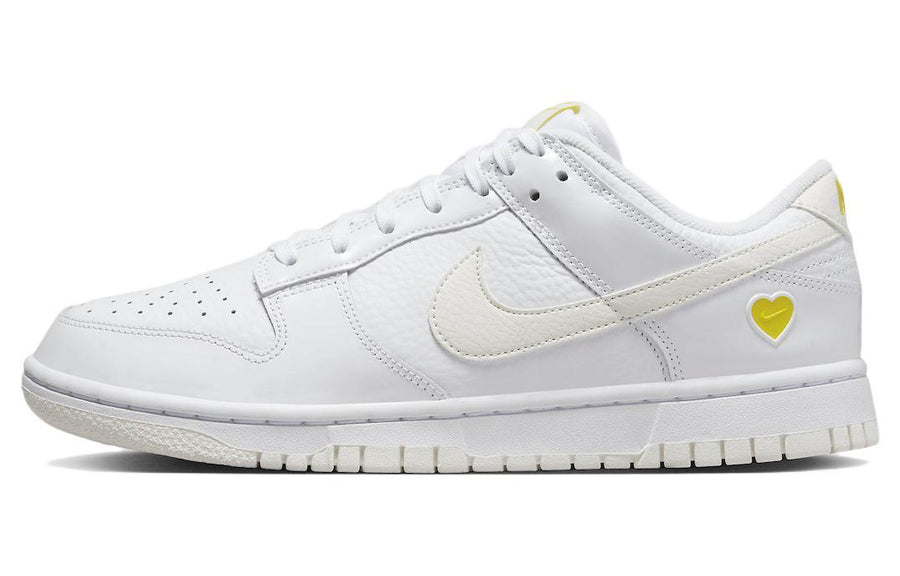 ナイキ ダンク Nike Women's Dunk Low "Yellow Heart" FD0803-100