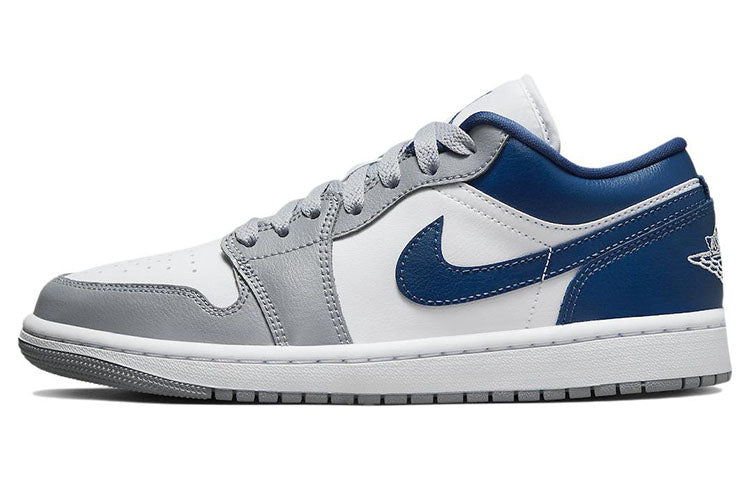 エアジョーダン1 Nike Women's Air Jordan 1 Low "Grey and Blue" DC0774-042