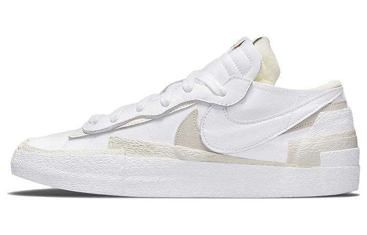 ナイキ ブレーザー sacai × Nike Blazer Low "White Patent Leather" DM6443-100