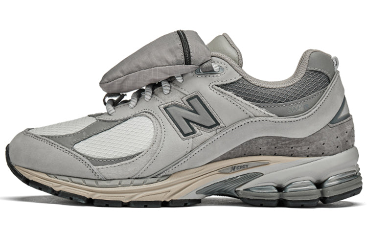 ニューバランス 2002R New Balance 2002R "Tonal Gray" M2002RVC