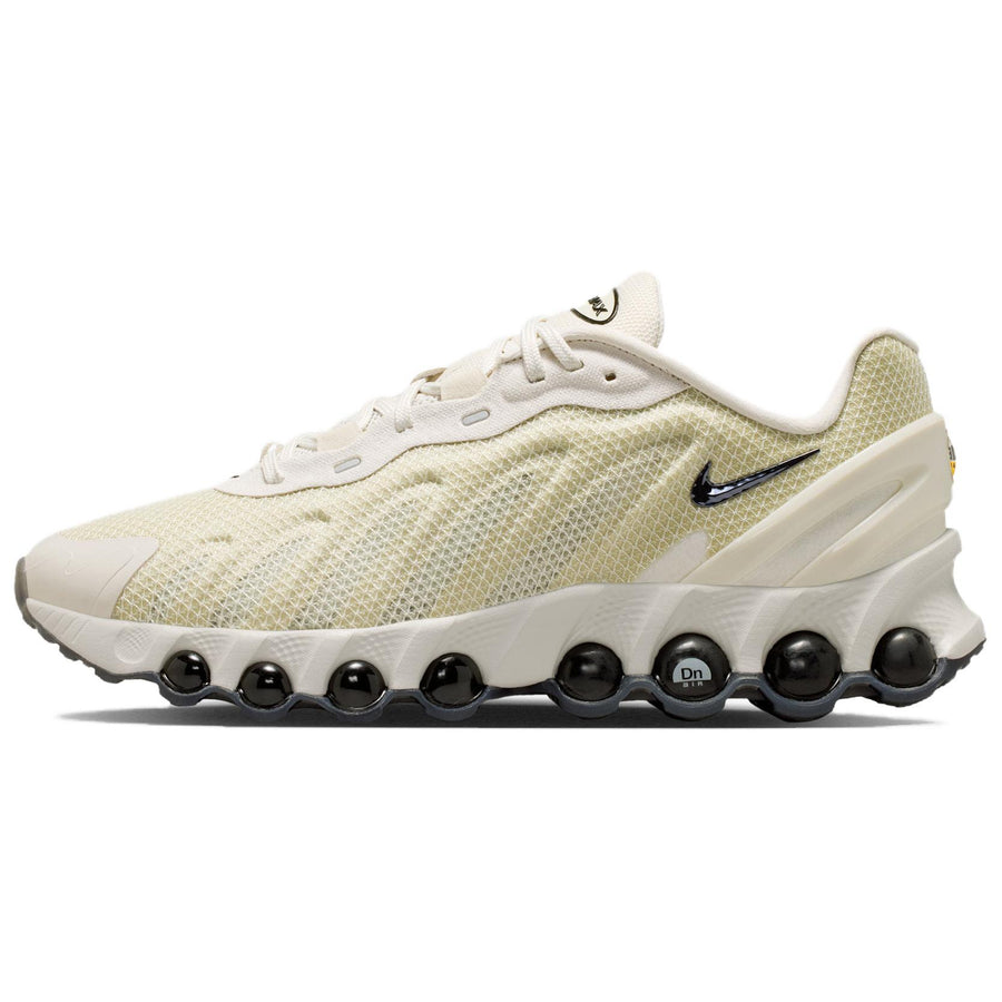 ナイキ エアマックス DN8 Nike Air Max DN8 "Light Bone" IO7846-002