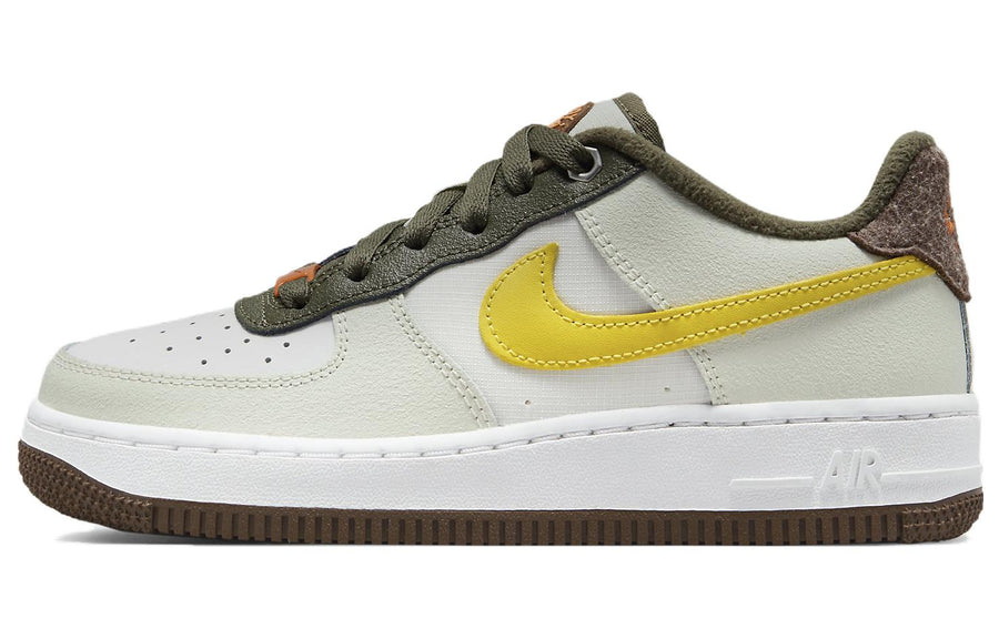 ナイキ エアフォース1 Nike GS Air Force 1 LV8 "Summit White/Campfire Orange/Vivid Sulfur" FV3647-171