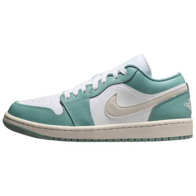 エアジョーダン1 Nike Women's Air Jordan 1 Low "White/Cannon" DC0774-138