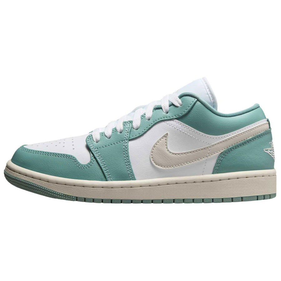 エアジョーダン1 Nike Women's Air Jordan 1 Low "White/Cannon" DC0774-138