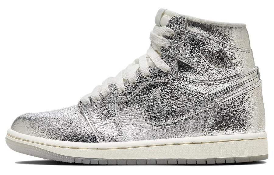 エアジョーダン1 Nike Women's Air Jordan 1 Retro High OG "Chrome" FN7249-001