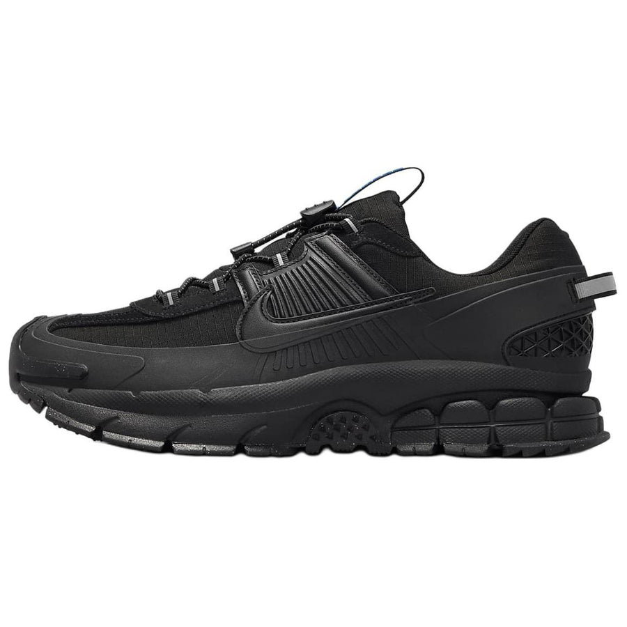 ナイキ ボメロ Nike Zoom Vomero Roam "Black/Racer Blue" FV2295-002