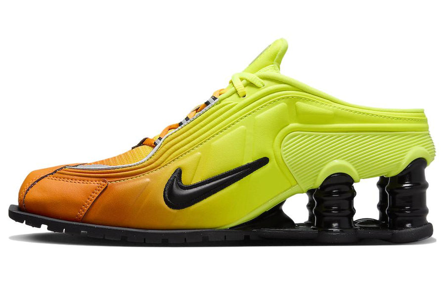 ナイキ ショックス Martine Rose × Nike Women's Shox MR4 "Safety Orange" DQ2401-800