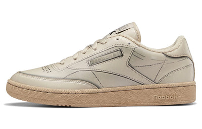 リーボック クラブシー Maison Margiela × Reebok Club C "Tan" GX5142